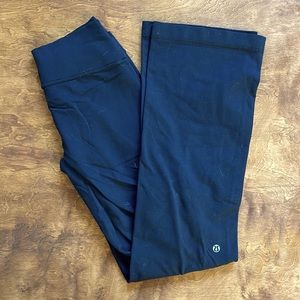 Lululemon Black Stretch Pants - Size 4